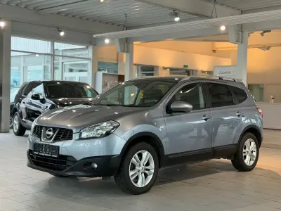 Gebraucht Nissan Qashqai +2 Acenta 117 PS (86 kW) 2011 Silber SUV
