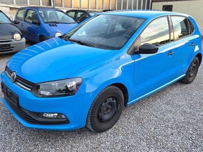 Gebraucht VW Polo 60 PS (44 kW) 2015 Blau Kleinwagen
