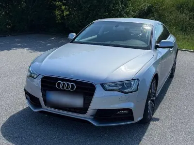 Gebraucht Audi A5 Sport 177 PS (130 kW) 2015 Silber Coupé