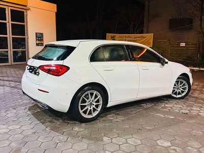 Gebraucht Mercedes A220 190 PS (139 kW) 2019 Weiß Limousine