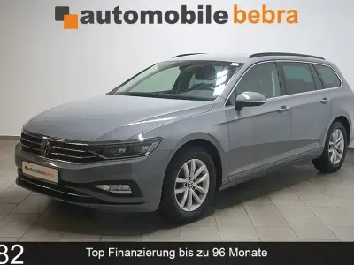 Gebraucht VW Passat Business 150 PS (110 kW) 2023 Mondsteingrau Kombi
