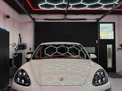 Gebraucht Porsche Cayenne 245 PS (180 kW) 2011 Weiß SUV