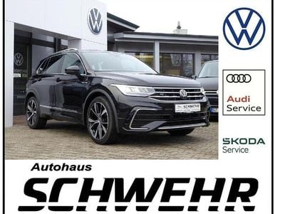Gebraucht VW Tiguan R-line 150 PS (110 kW) 2023 Deep black perleffekt SUV