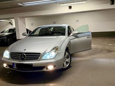 Gebraucht Mercedes CLS320 224 PS (164 kW) 2007 Silber Limousine