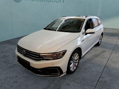 gebraucht VW Passat Volkswagen Passat Variant, 44.070 km, 218 PS, EZ 01.2020, Hybrid (Benzin/Elektro)