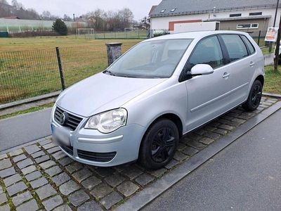 Gebraucht VW Polo 63 PS (46 kW) 2006 Silber Kleinwagen