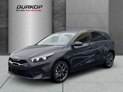 Neu Kia Ceed Style 140 PS (102 kW) 2025 (h8g) dark penta metal m Kleinwagen