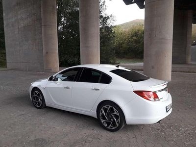 Gebraucht Opel Insignia Sport 260 PS (191 kW) 2013 Weiß Limousine