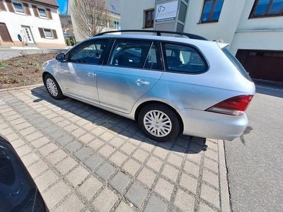 Gebraucht VW Golf VI Match 122 PS (89 kW) 2012 Silber Kleinwagen