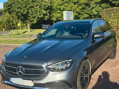 Mercedes E200