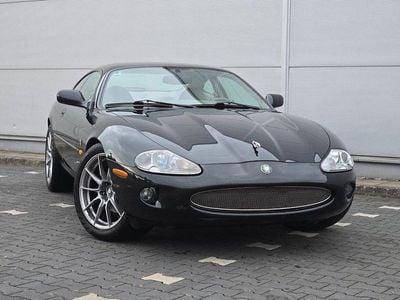 Jaguar XK8