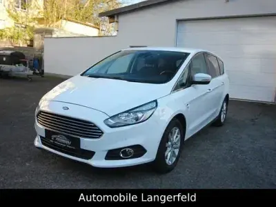 Gebraucht Ford S-MAX Titanium 230 PS (169 kW) 2017 Weiß Van / Kleinbus