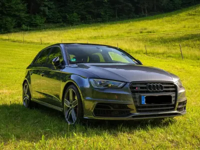 Gebraucht Audi S3 Exclusive 300 PS (220 kW) 2015 Grau Kombi