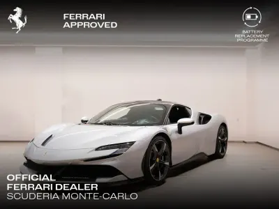 Gebraucht Ferrari SF90 999 PS (734 kW) 2020 Silber