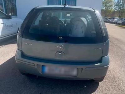 Gebraucht Opel Corsa 70 PS (51 kW) 2004 Kleinwagen