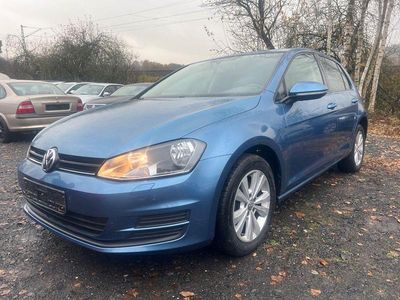 Blau Gebraucht 2013 VW Golf Comfortline Limousine | 7.990 € (Guter Preis)