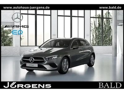 Gebraucht Mercedes A180 Progressive 136 PS (100 kW) 2025 Grau metalliclack mountaingrau Limousine