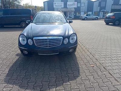 Second-hand Mercedes E280 232 CP (170 kW) 2006 Albastru Break