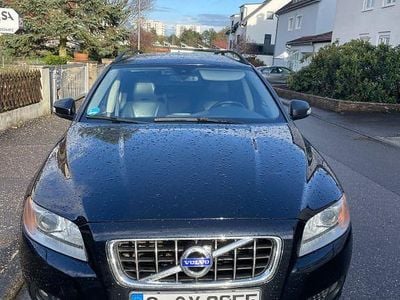 Gebraucht Volvo V70 Momentum 205 PS (150 kW) 2010 Schwarz Kombi