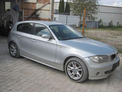 BMW 120