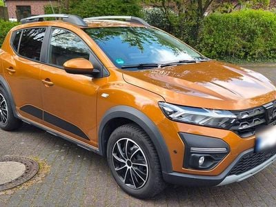 Gebraucht Dacia Sandero Comfort 101 PS (74 kW) 2021 Orange Limousine