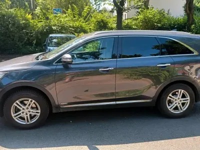 Gebraucht Kia Sorento Spirit 200 PS (147 kW) 2016 Grau SUV