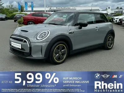 Gebraucht Mini Cooper SE 135 kW (184 PS) 2022 Moonwalk grey metallic Kleinwagen