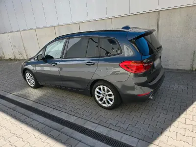Gebraucht BMW 220 Gran Tourer 190 PS (139 kW) 2019 Van / Kleinbus
