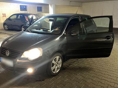 Brugt VW Polo Trendline 69 HK (50 kW) 2009 Grå Hatchback