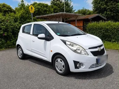 Gebraucht Chevrolet Spark LS 69 PS (50 kW) 2010 Weiß Kleinwagen