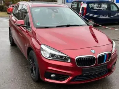 Gebraucht BMW 216 Gran Tourer 116 PS (85 kW) 2016 Rot Van / Kleinbus