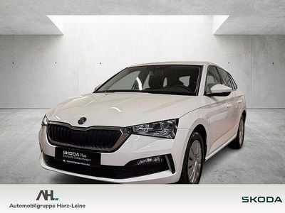 Gebraucht Skoda Scala Cool Plus 95 PS (69 kW) 2020 Weiß Kleinwagen