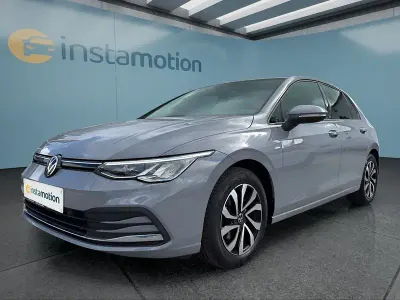 Gebraucht VW Golf VIII 131 PS (96 kW) 2022 Grau Kleinwagen