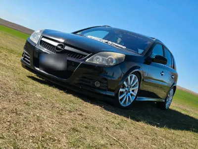 Gebraucht Opel Signum 250 PS (183 kW) 2006 Schwarz Kleinwagen