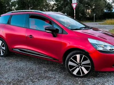 Gebraucht Renault Clio IV 90 PS (66 kW) 2014 Rot Limousine