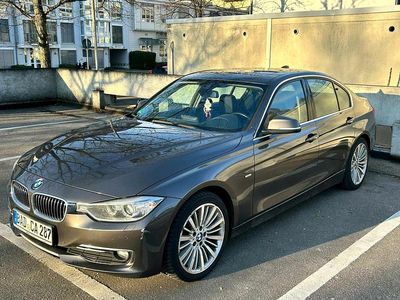 Gebraucht BMW 320 184 PS (135 kW) 2012 Grau Limousine