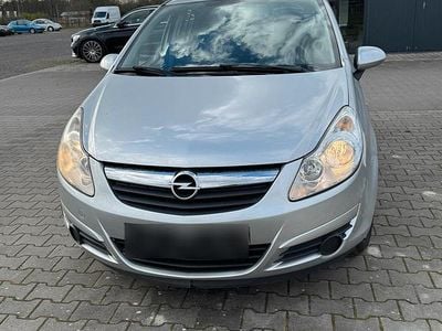 Gebraucht Opel Corsa 80 PS (58 kW) 2008 Silber Kleinwagen