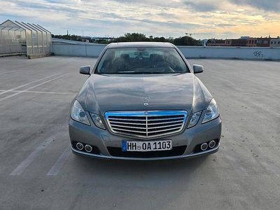 Mercedes E220