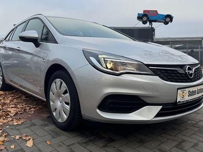 Silber Gebraucht 2020 Opel Astra Basis Kombi | 10.499 € (Fairer Preis)