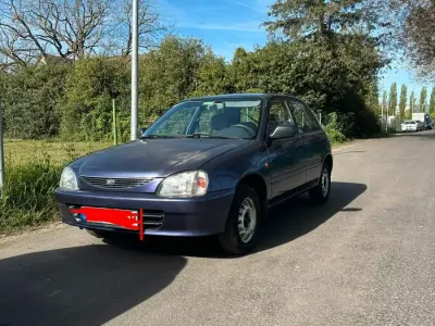 Gebraucht Daihatsu Charade 84 PS (61 kW) 1999 Blau Kleinwagen