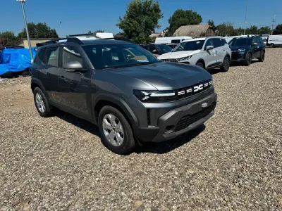 Neu Dacia Duster Expression 122 PS (89 kW) 2026 Grün SUV