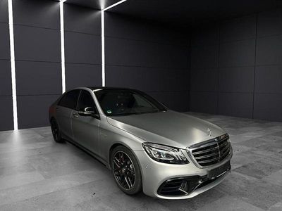 Grau Gebraucht 2018 Mercedes S63L AMG AMG Limousine | 64.990 €