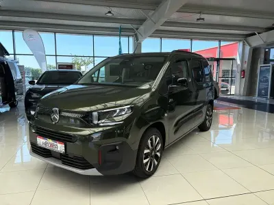 Neu Citroën Berlingo 131 PS (96 kW) 2026 Sirkkagrün Van / Kleinbus