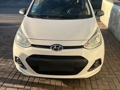 Brugt Hyundai i10 67 HK (49 kW) 2015 Hvid Hatchback