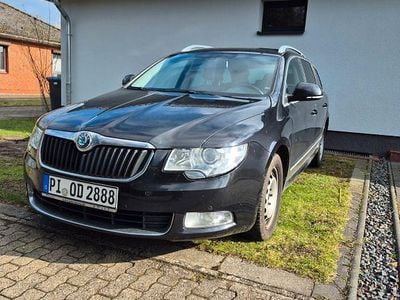 Gebraucht Skoda Superb Elegance 170 PS (125 kW) 2010 Schwarz Kombi