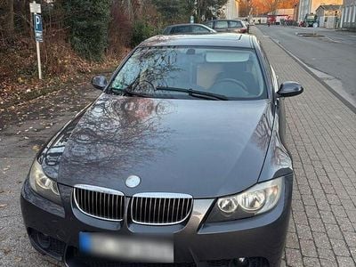 Gebraucht BMW 325 218 PS (160 kW) 2005 Grau Limousine