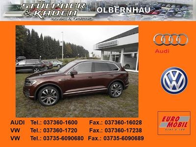 Używany VW Touareg Elegance 381 KM (280 kW) 2022 Czerwony SUV