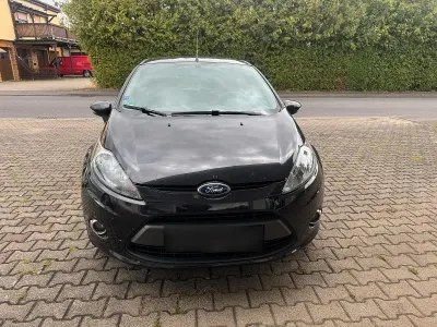 Gebraucht Ford Fiesta 60 PS (44 kW) 2011 Schwarz Limousine