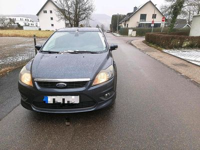 Gebraucht Ford Focus 118 PS (86 kW) 2010 Grau Kleinwagen