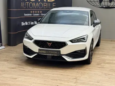 Gebraucht Cupra Leon VZ 245 PS (180 kW) 2022 Candy weiss Limousine